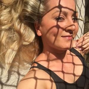 Meet your Posher, Sema